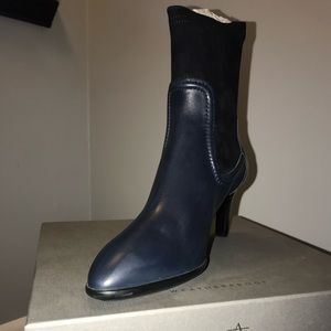 Weatherproof leather boot